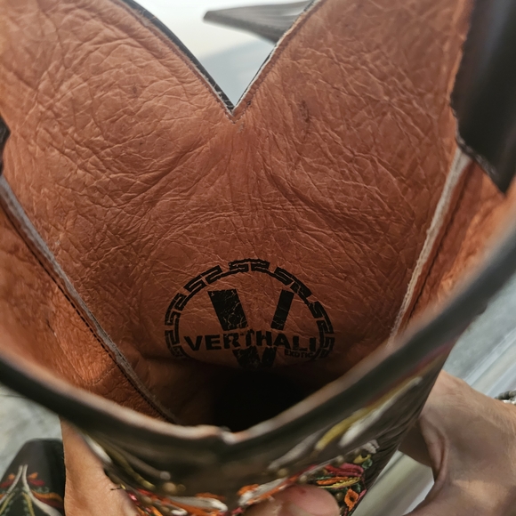 Colorful Embroidered Leather Heeled Boots - Picture 3 of 4